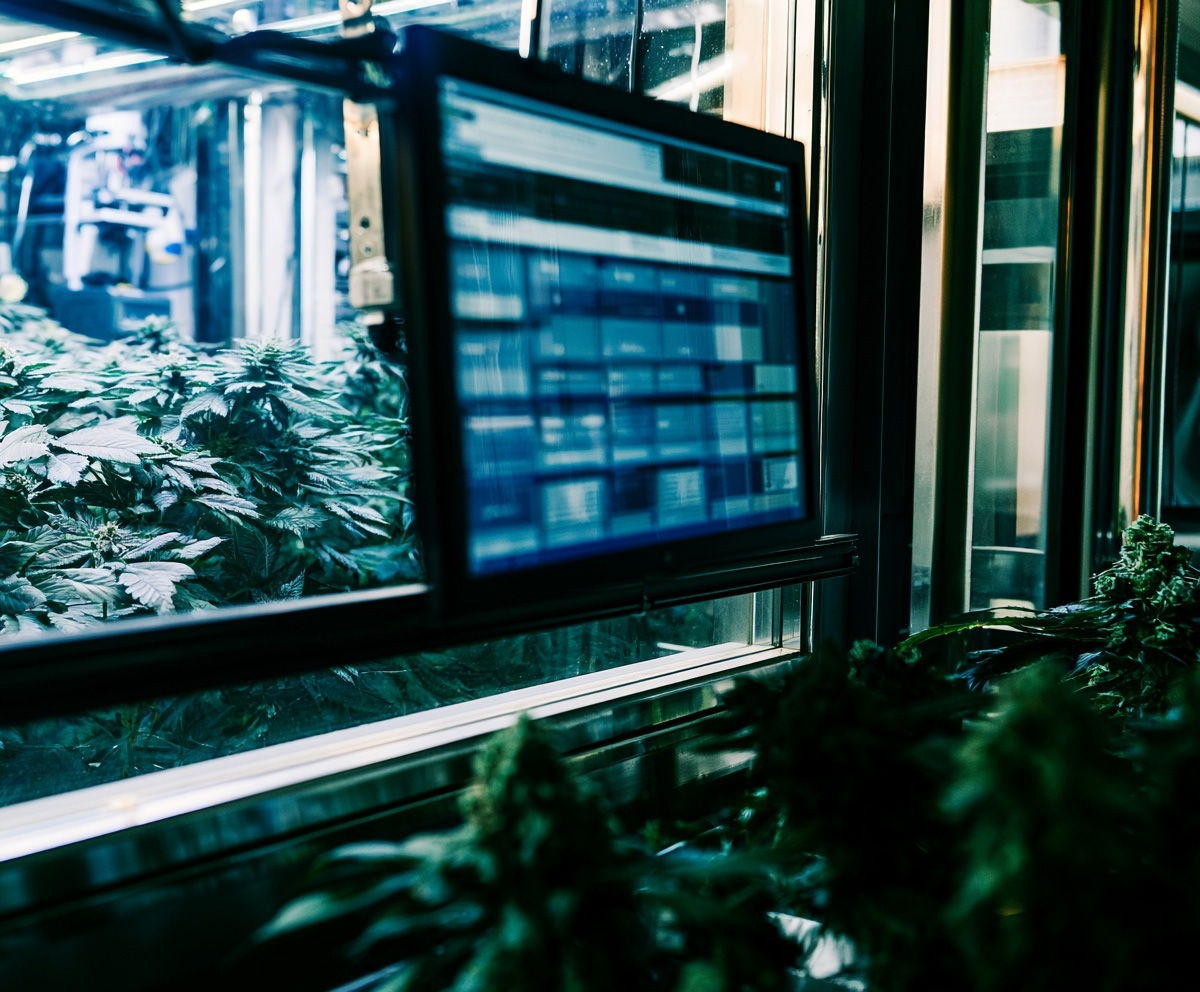 Facility automation and controls touchscreen